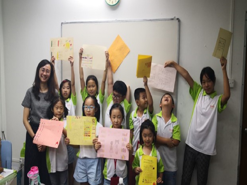 新加坡三育中小学：注重全人教育