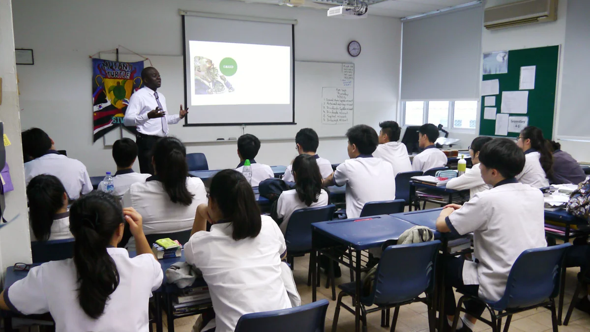新加坡三育中小学- 基石教育的代表